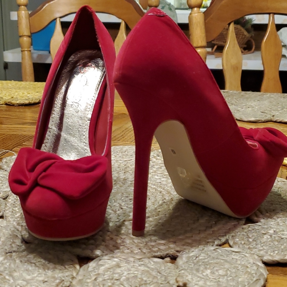 DBD high heels